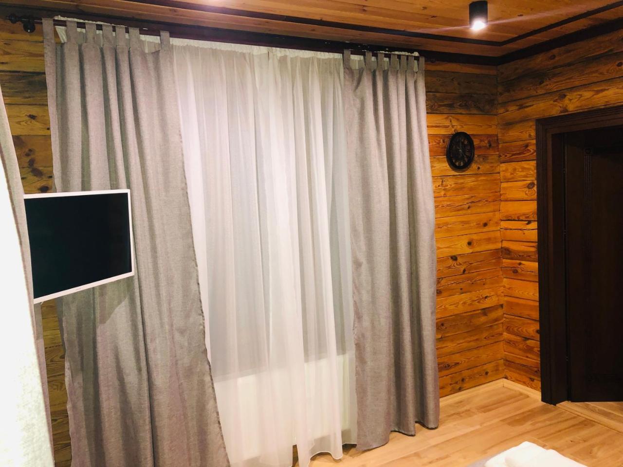 Appartement Golden Nest à Yablunytsya Extérieur photo